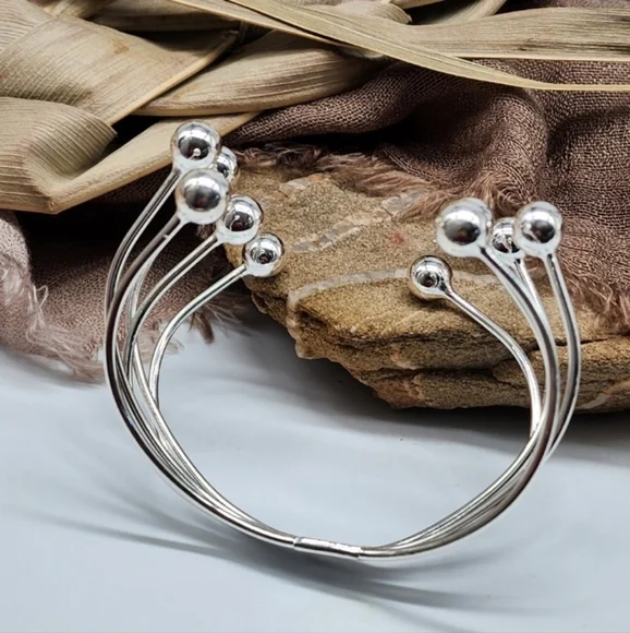 NEIMAN MARCUS PREMIUM 925 SILVER BRACELET Minimalist Contemporary Style - Picture 4 of 6